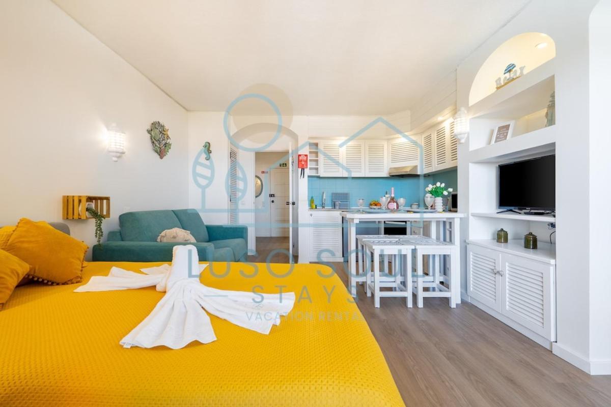 New! Perfect With Swimming Pool Apartment *
