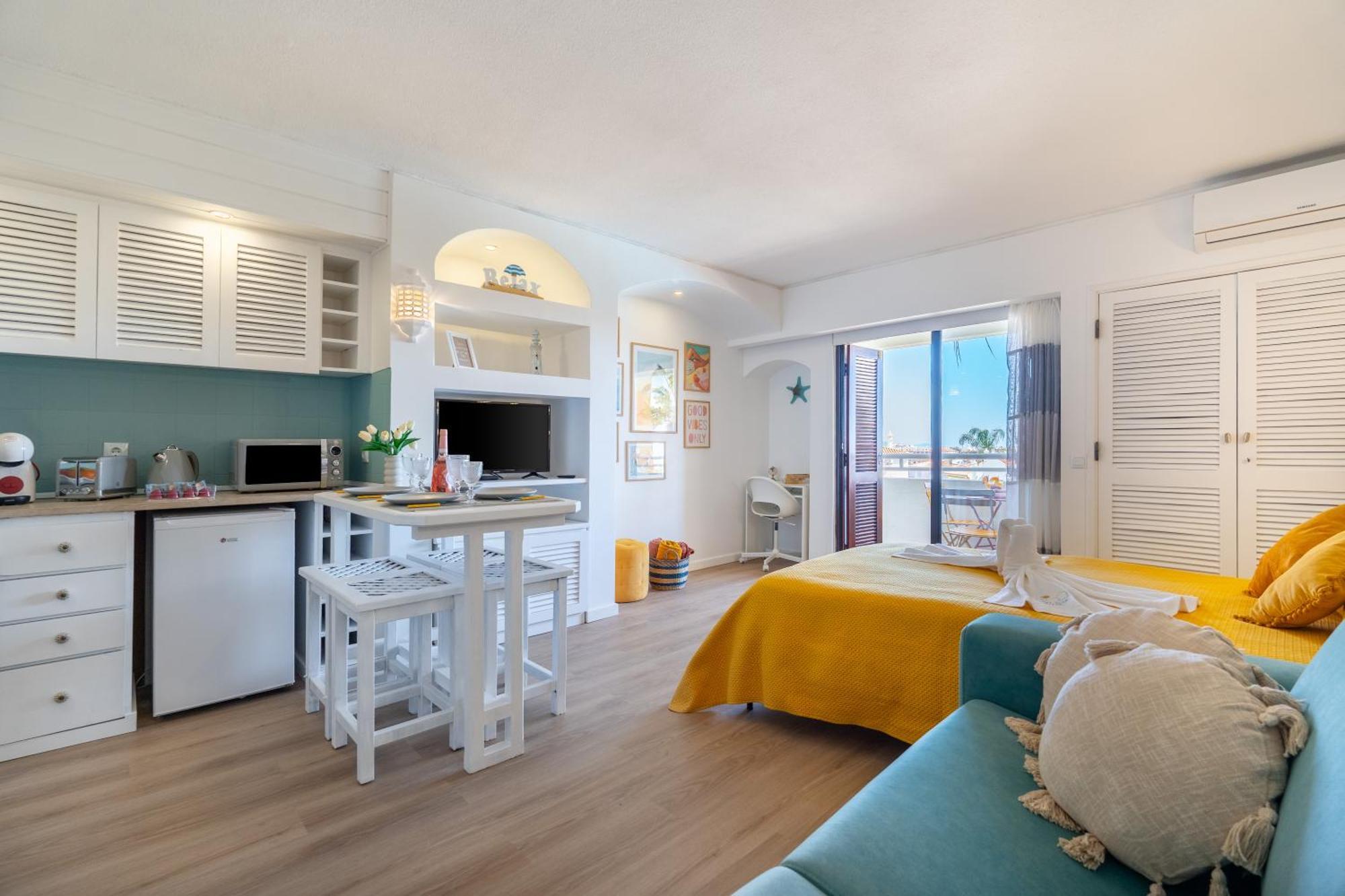 New! Perfect With Swimming Pool Apartment Albufeira