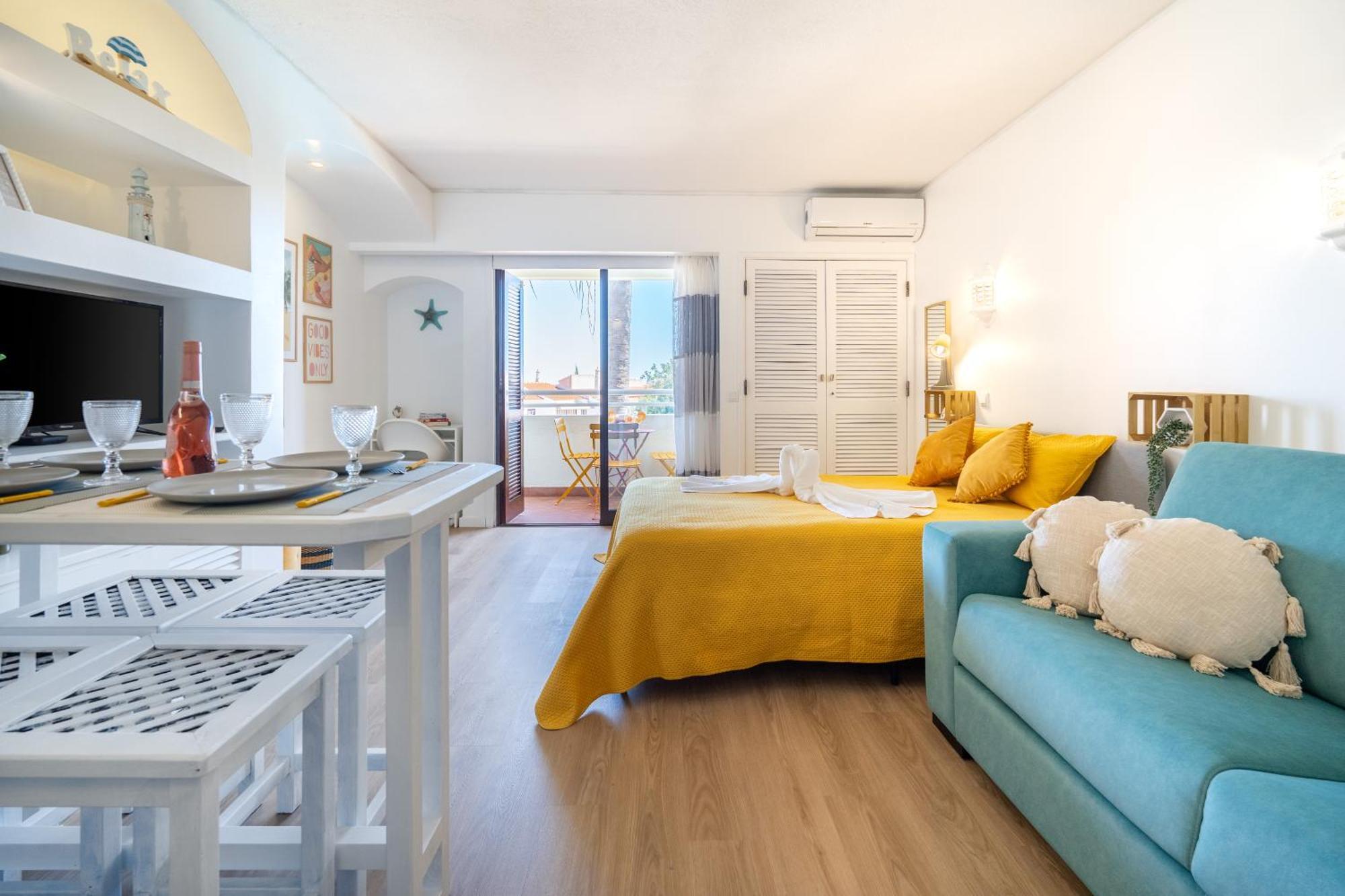 New! Perfect With Swimming Pool Apartment *